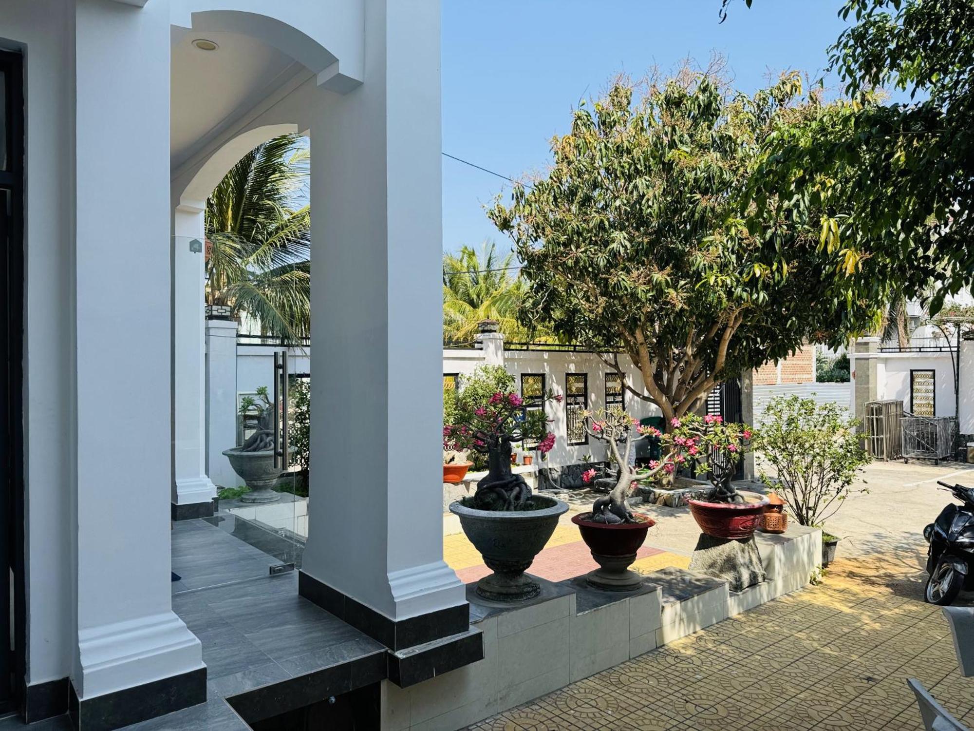 Ninh Chu 2 Hotel Phan Rang-Tháp Chàm Esterno foto